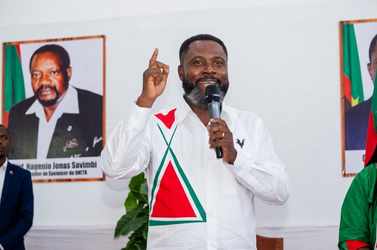  Sapiñala recorda Jamba de Savimbi e afirma que primeiro sinal de internet partiu do Bailundo