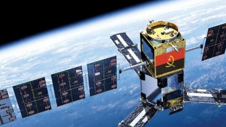 ANGOSAT-2 chega a Moçambique enquanto angolanos questionam benefícios do satélite